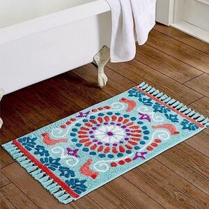 Pioneer Woman Mazie Medallion Tassel White Cotton Bath Rug, 20" x 32” NEW